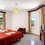 Artemis Aparthotel Hersonissos (Crete)
