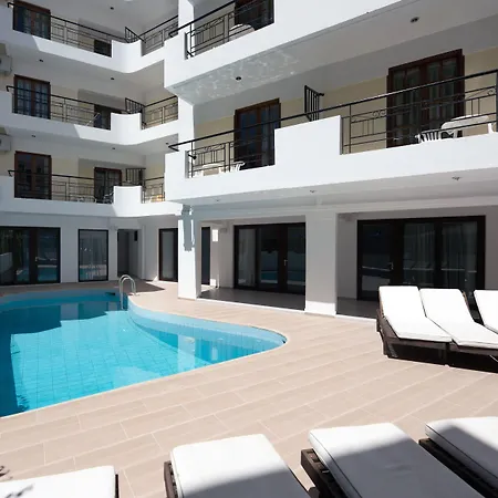 Aparthotel Artemis 4*