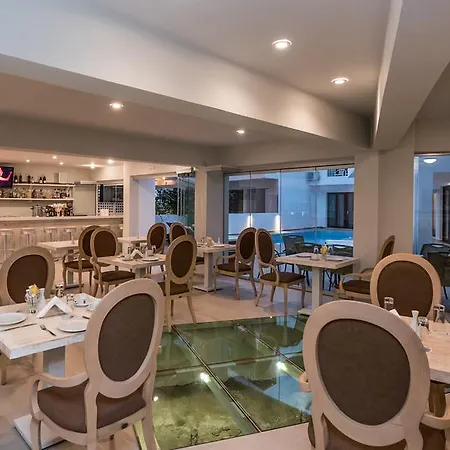 Ξενοδοχείο με διαμερίσματα Artemis 4*