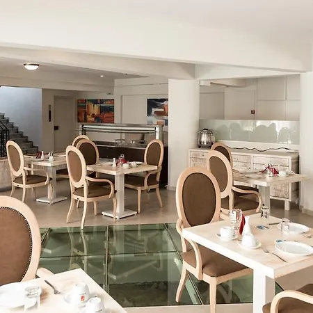 Apartmanhotel Artemis Herszonisszosz