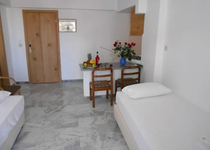 Aparthotel Artemis Hersonissos (Crete)