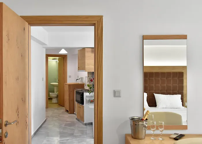 Artemis Aparthotel Hersonissos (Crete)