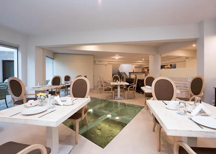 Aparthotel Artemis Hersonissos (Crete)