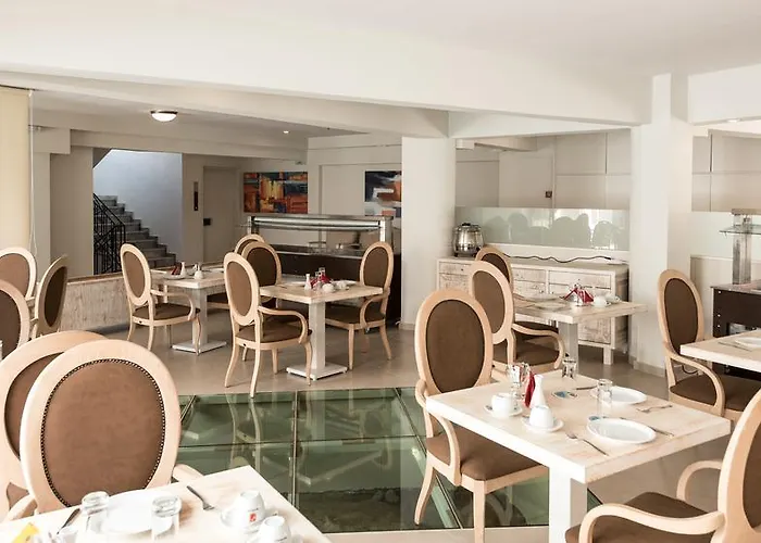 Aparthotel Artemis Hersonissos (Crete)