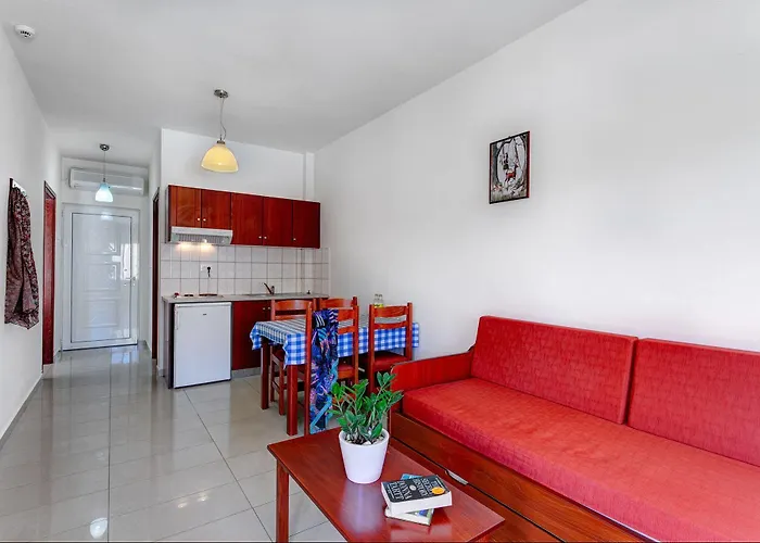 Artemis شقة فندقية 4*