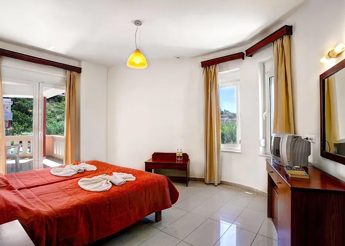 Artemis Aparthotel Hersonissos (Crete)