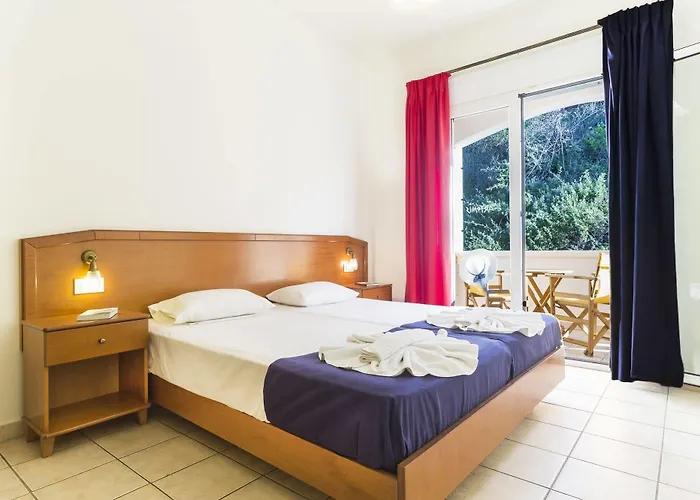 Aparthotel Artemis 4*