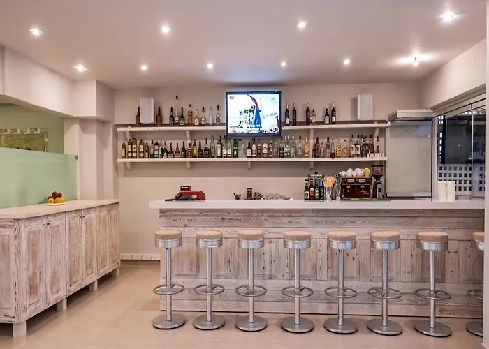 Aparthotel Artemis Hersonissos (Crete)