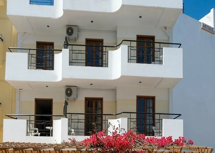 Artemis 4* خيرسونِسوس